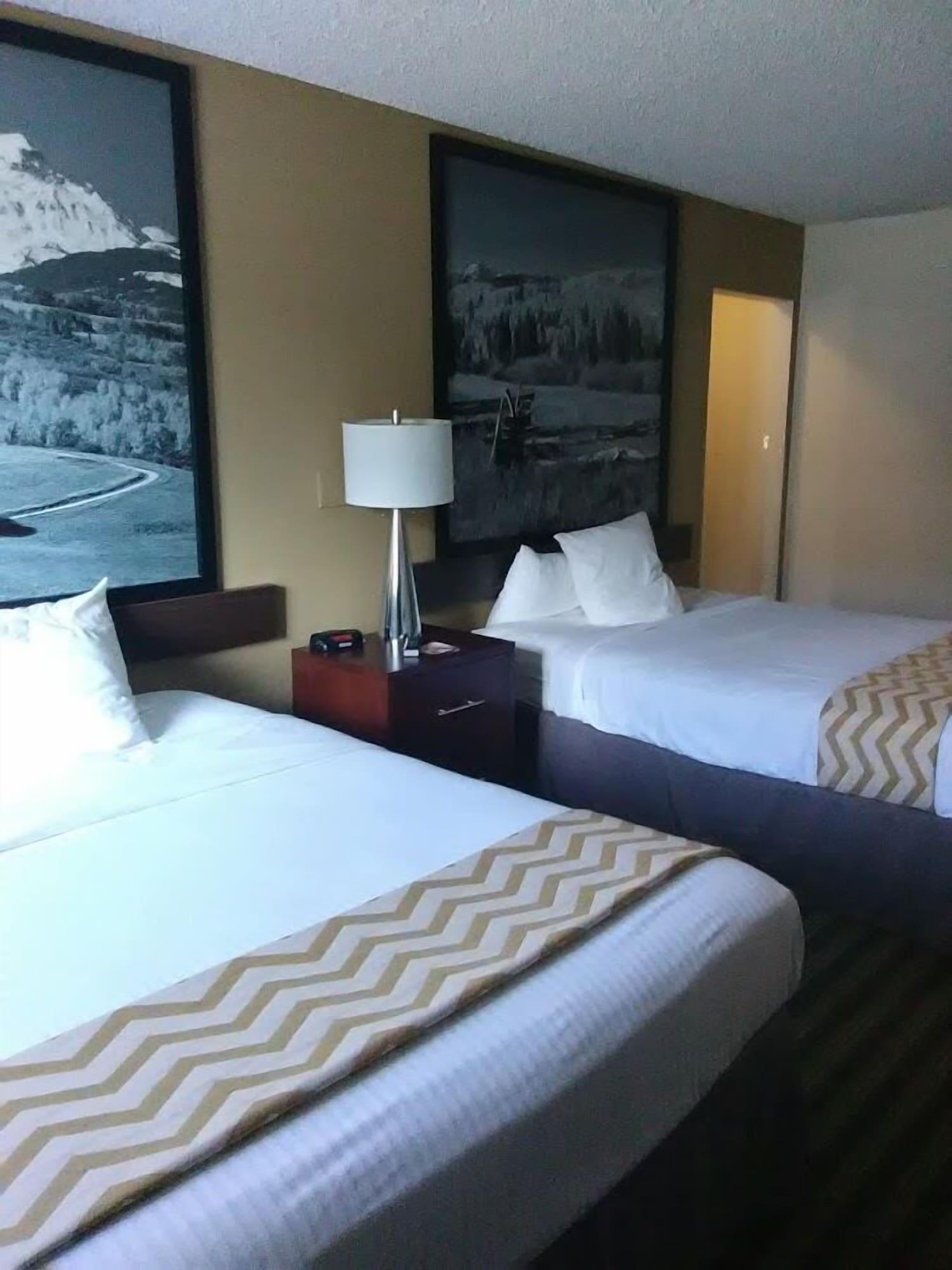 ทราเวลลอดจ์ บาย วินด์แฮม เลิฟแลนด์/ฟอร์ตคอลลินส์ แอเรีย Hotel ภายนอก รูปภาพ