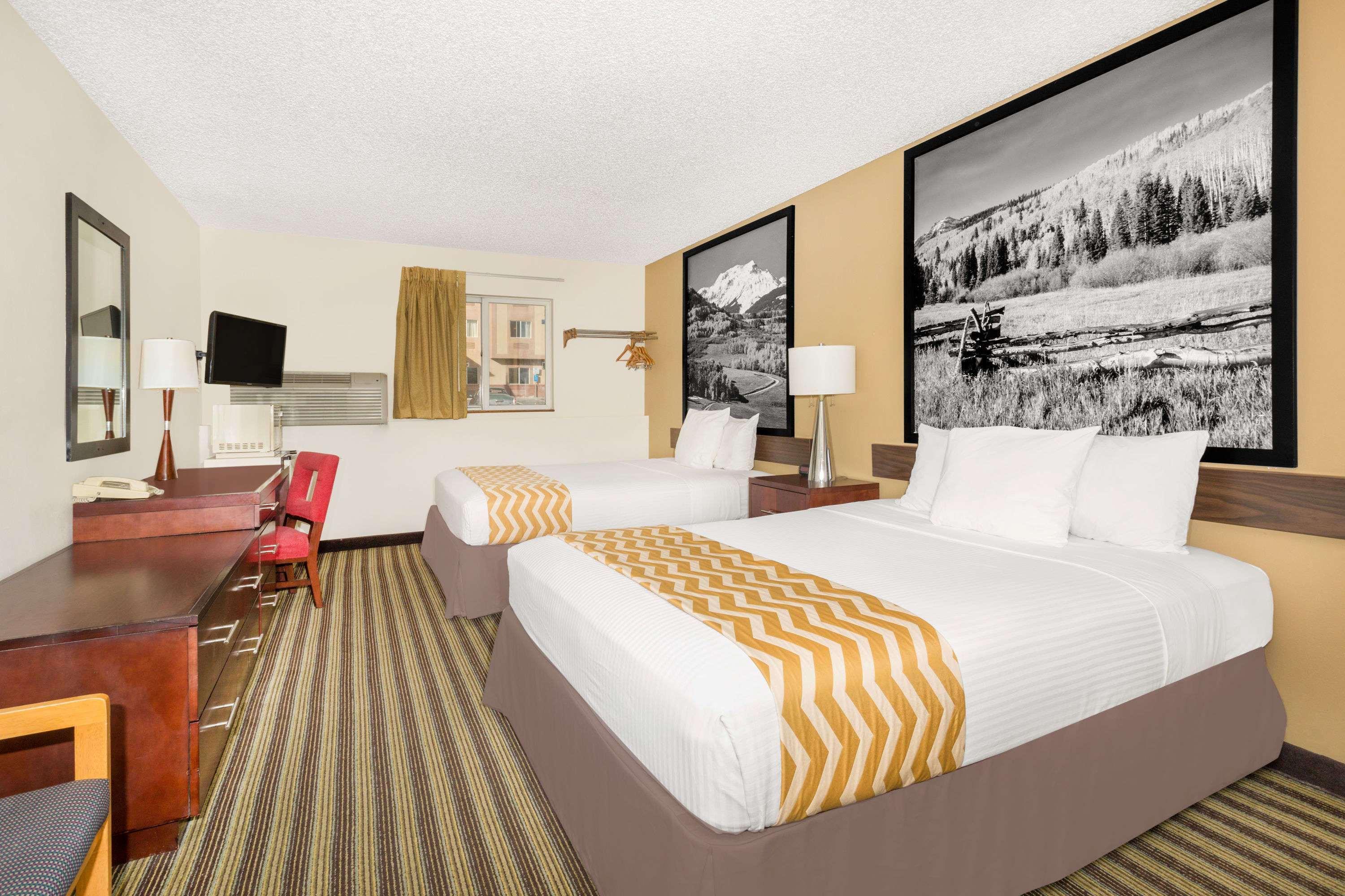 ทราเวลลอดจ์ บาย วินด์แฮม เลิฟแลนด์/ฟอร์ตคอลลินส์ แอเรีย Hotel ภายนอก รูปภาพ